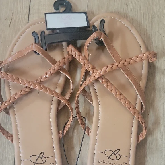 Bobbie Brooks Women's Braided Brown Sandals - Picture 4 of 4